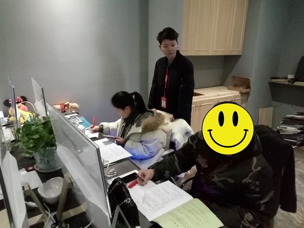【博進(jìn)裝飾】恭祝金地滟瀾山周總開工大吉！喜簽泉山湖陳女士、龍灣李女士愛居